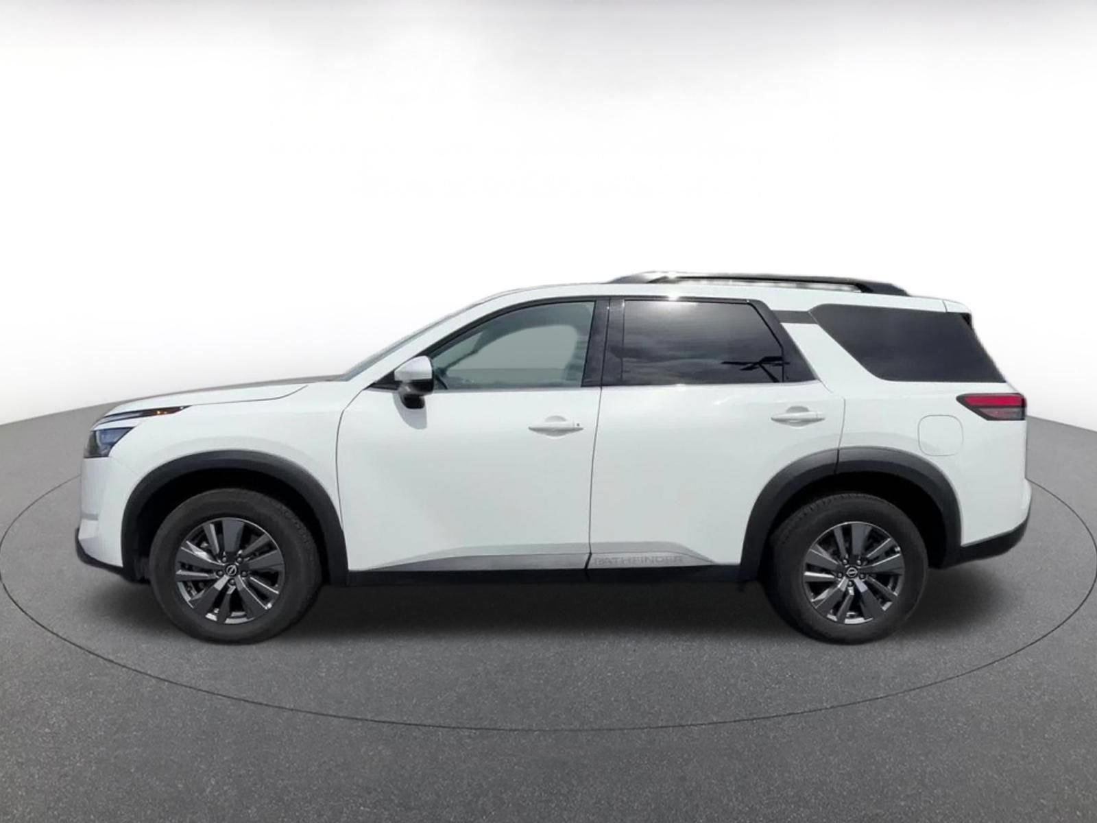 Thumbnail: 2025 Nissan Pathfinder - 9