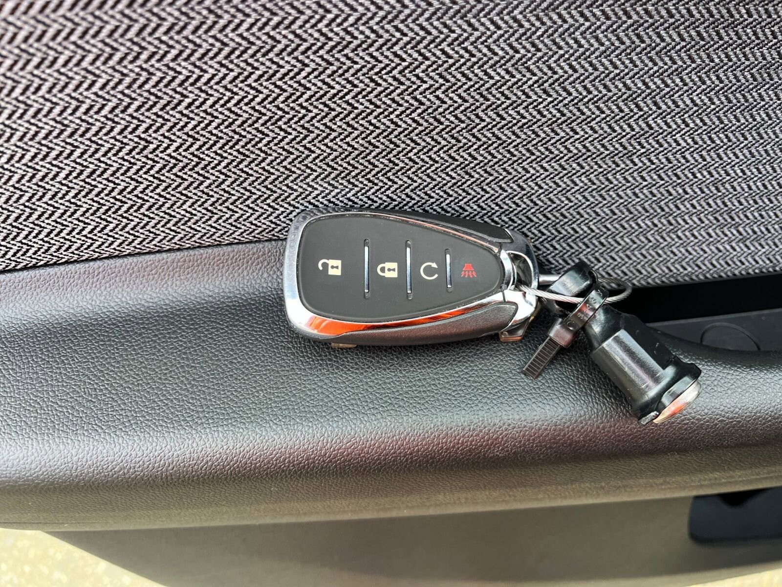 Thumbnail: 2025 Chevrolet TrailBlazer - 21