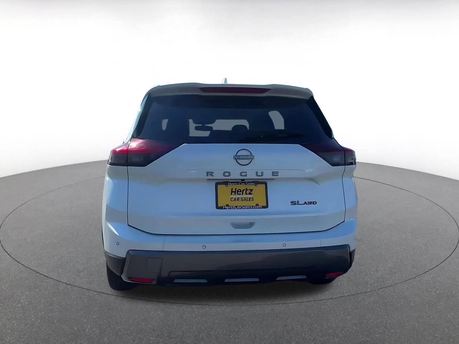 Thumbnail: 2026 Nissan Rogue - 10