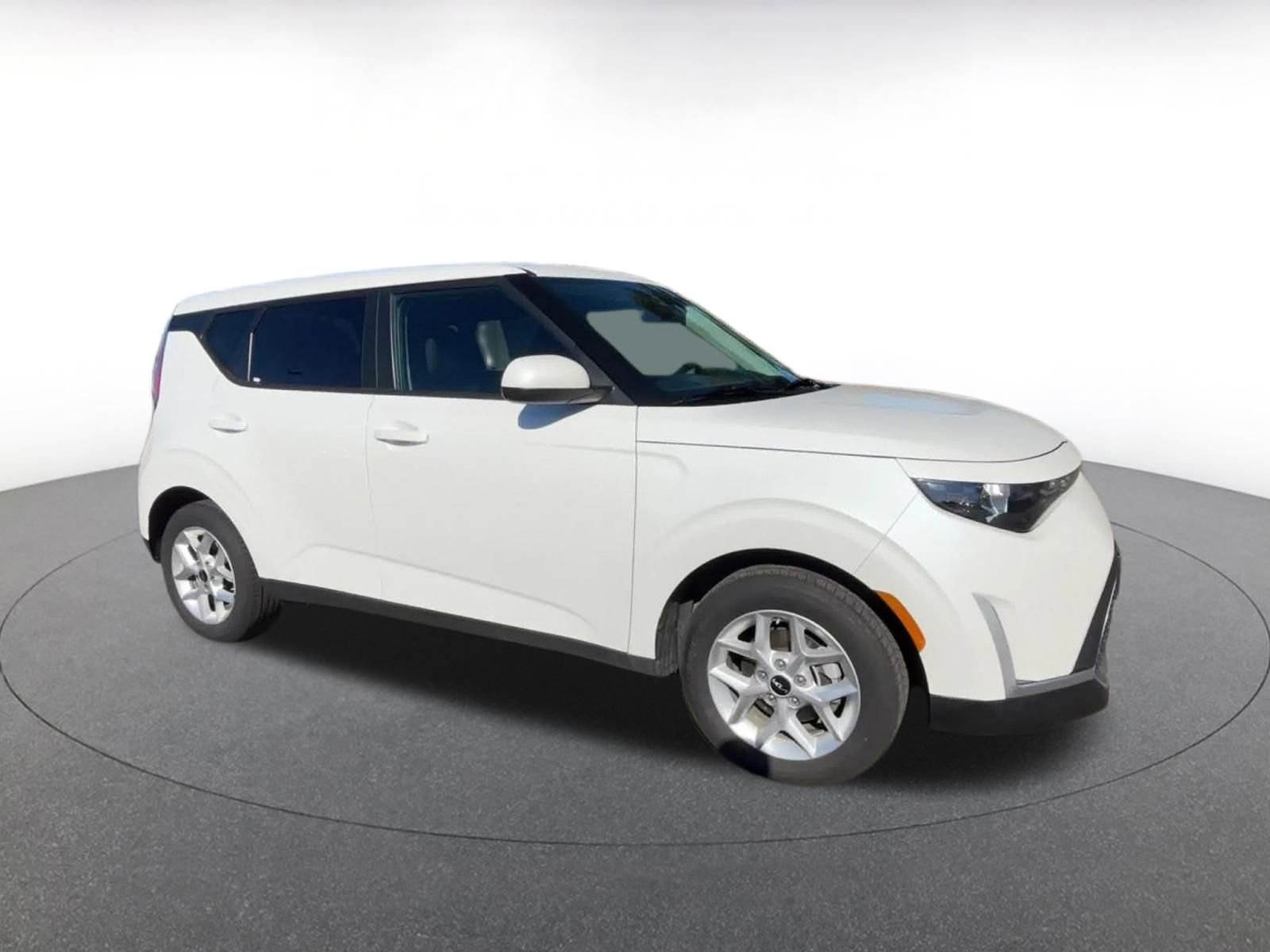 Thumbnail: 2025 Kia Soul - 2