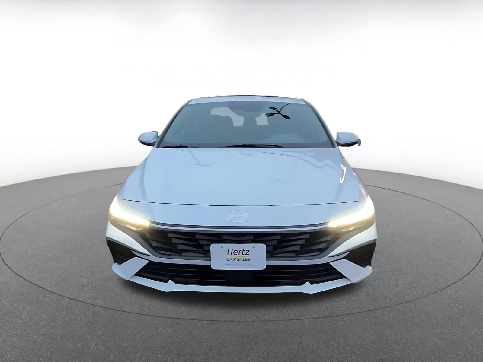 Thumbnail: 2025 Hyundai Elantra - 4