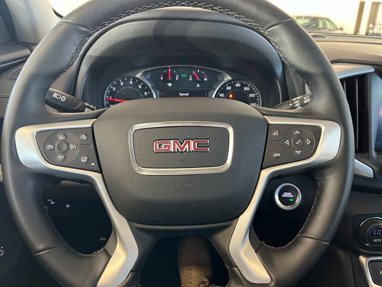Thumbnail: 2024 GMC Terrain - 28
