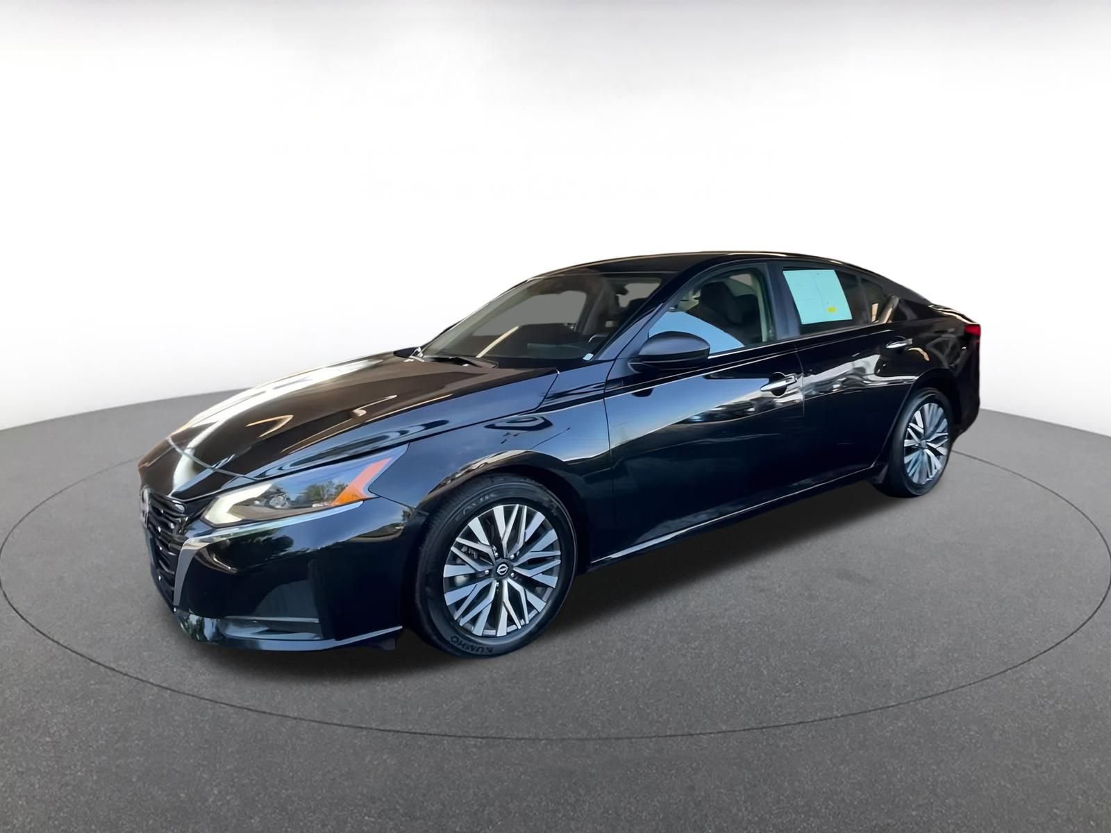 Thumbnail: 2024 Nissan Altima - 7