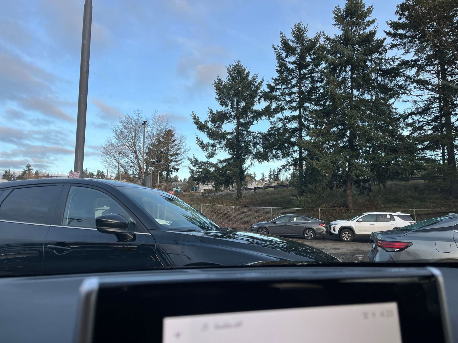 Thumbnail: 2025 Toyota RAV4 - 18