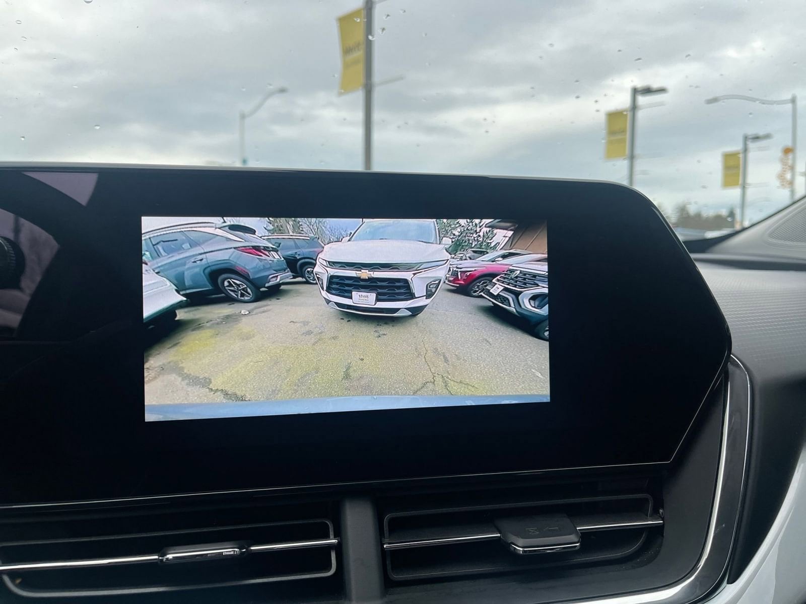 Thumbnail: 2025 Chevrolet Trax - 24