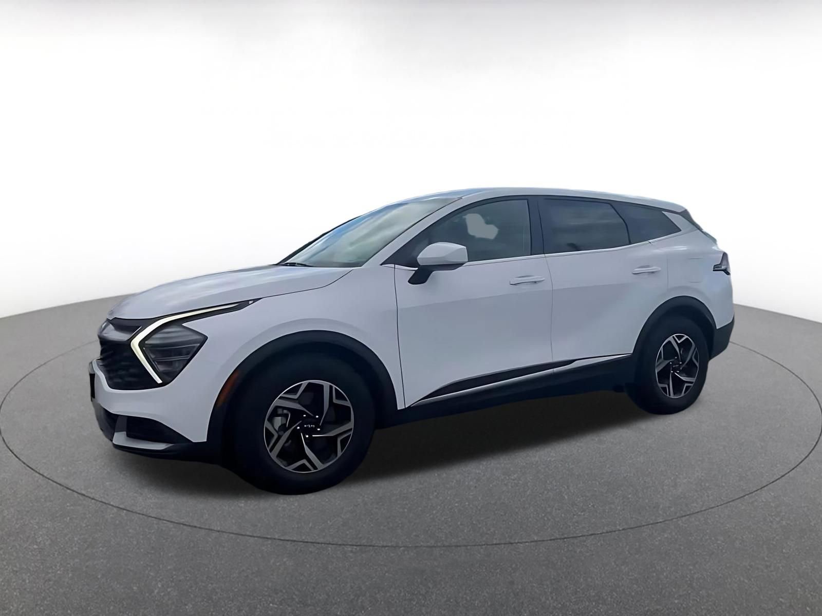 Thumbnail: 2025 Kia Sportage - 8
