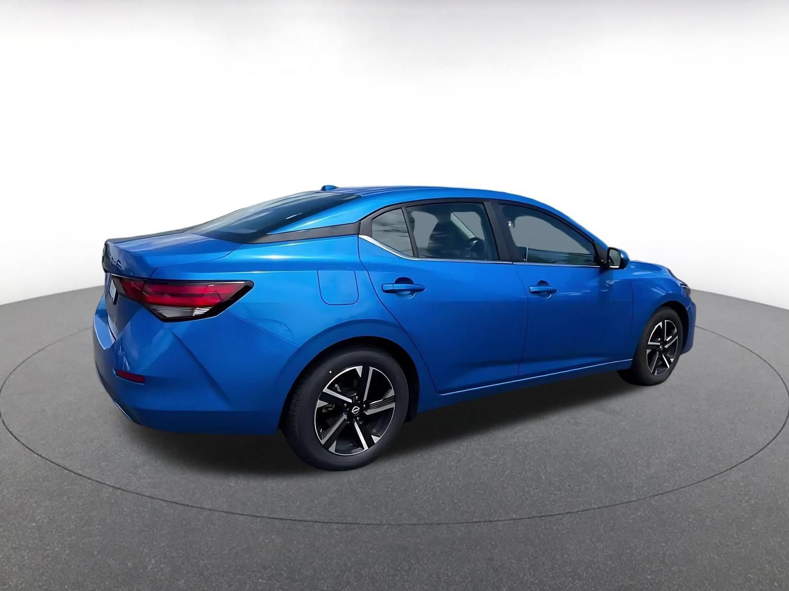Thumbnail: 2025 Nissan Sentra - 12