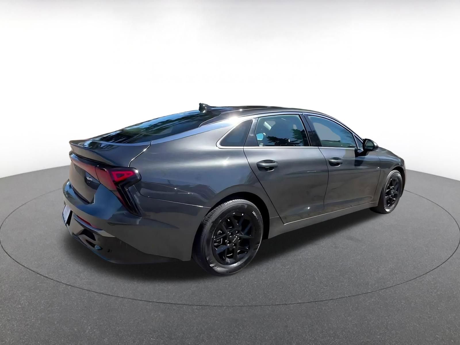 Thumbnail: 2025 Kia K5 - 14