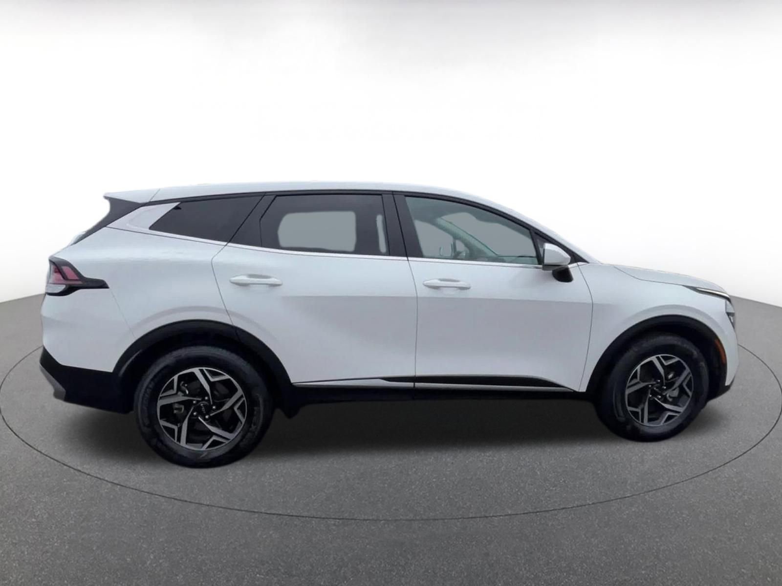 Thumbnail: 2025 Kia Sportage - 16
