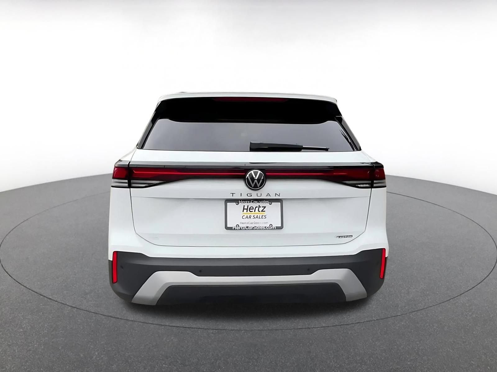 Thumbnail: 2026 Volkswagen Tiguan - 12