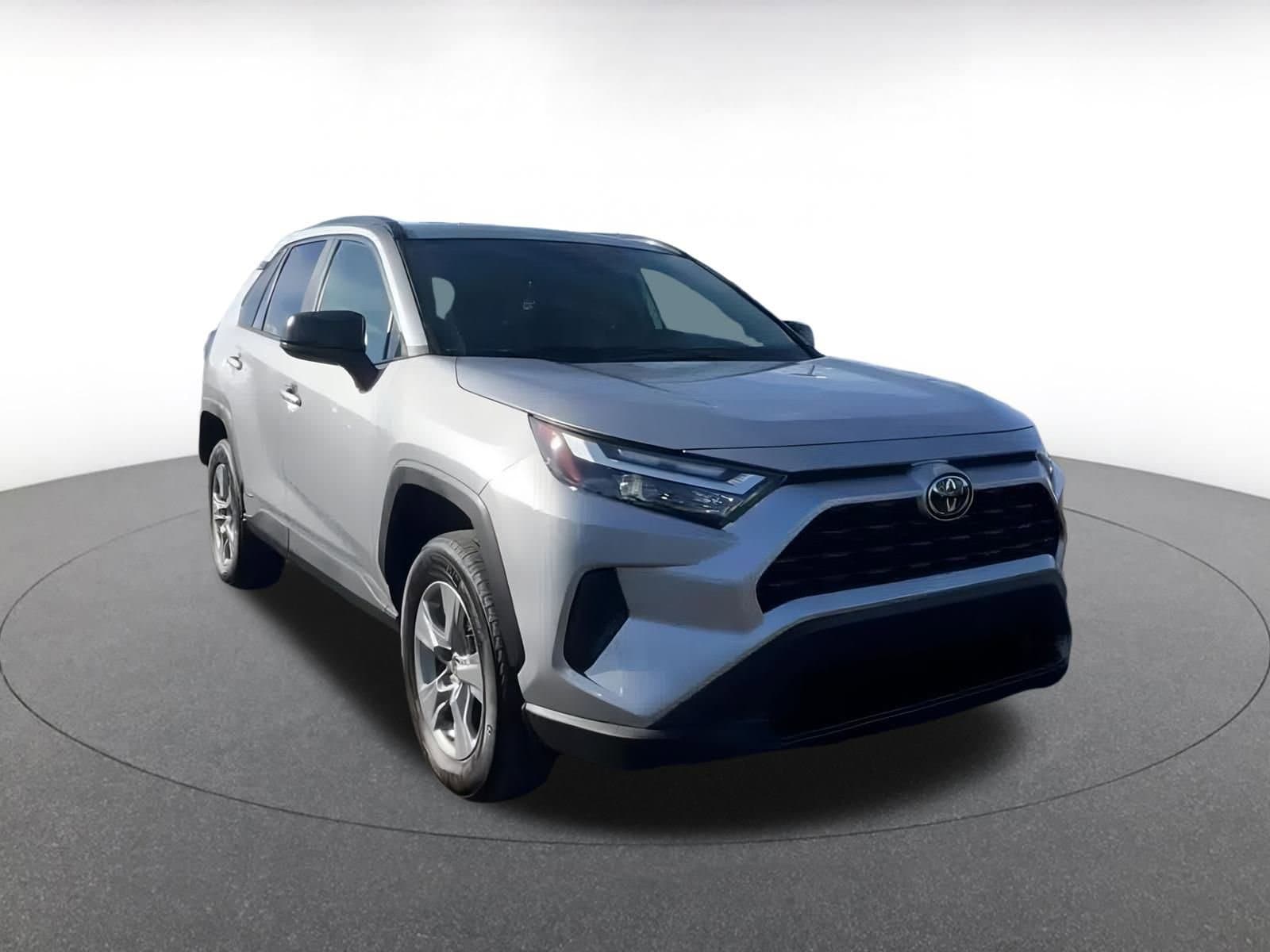 Thumbnail: 2025 Toyota RAV4 - 3