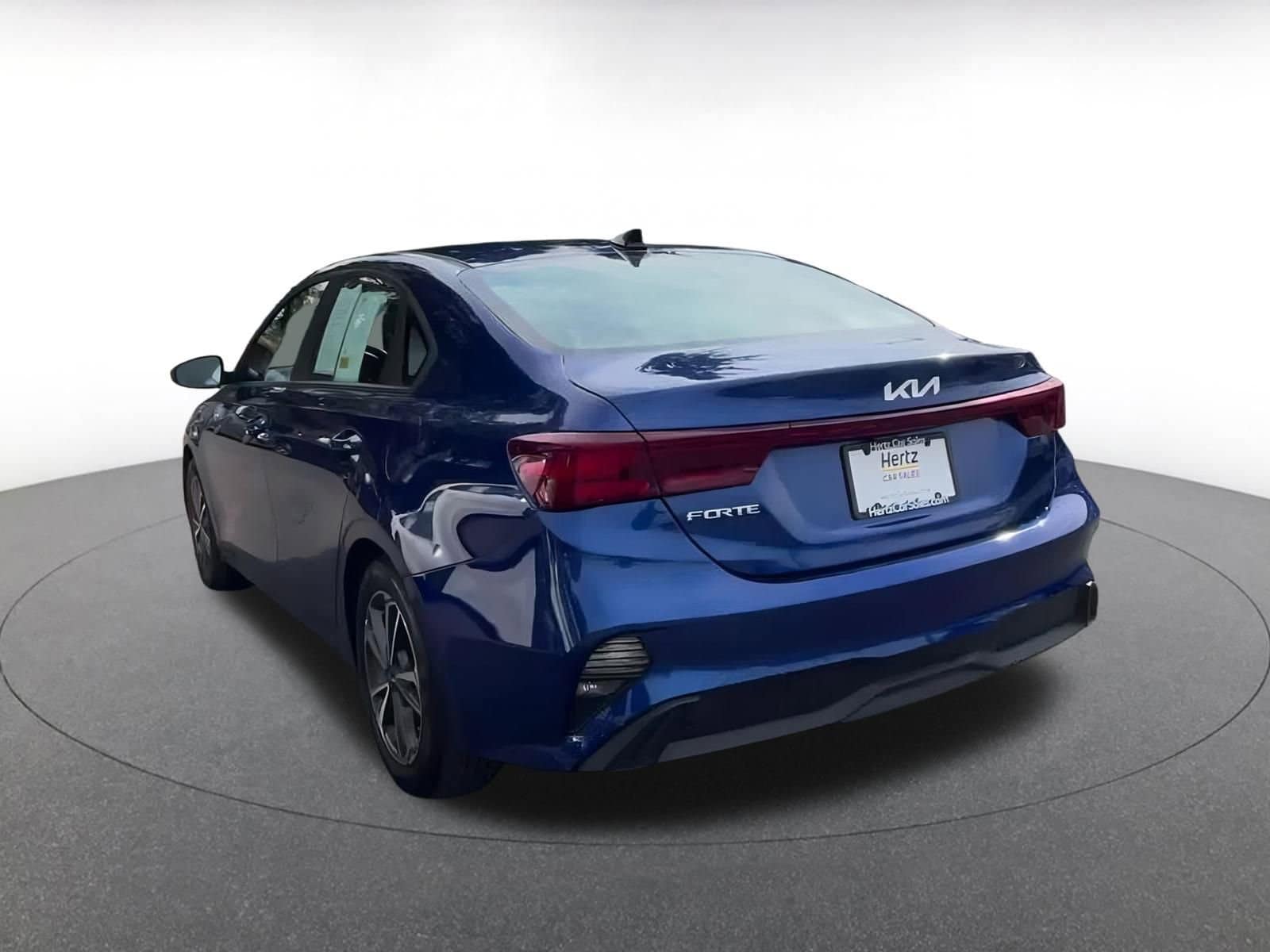 Thumbnail: 2022 Kia Forte - 11