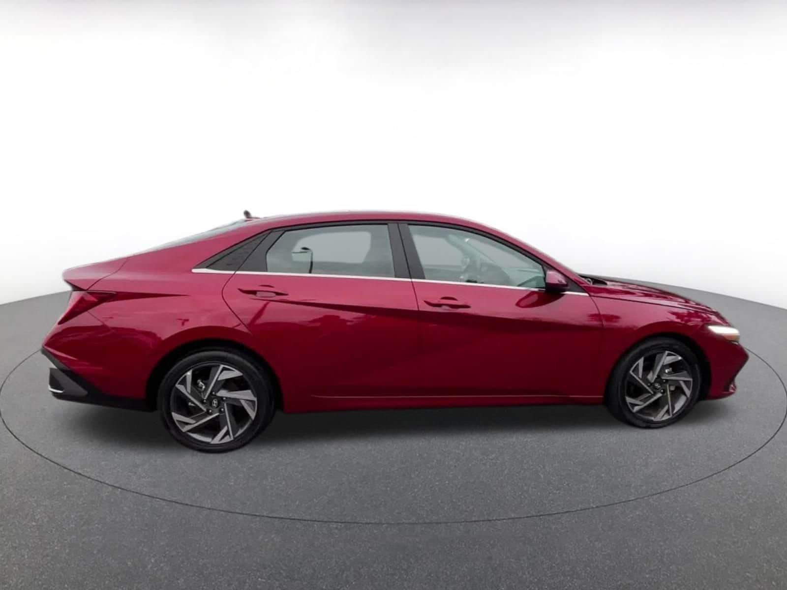 Thumbnail: 2025 Hyundai Elantra - 16