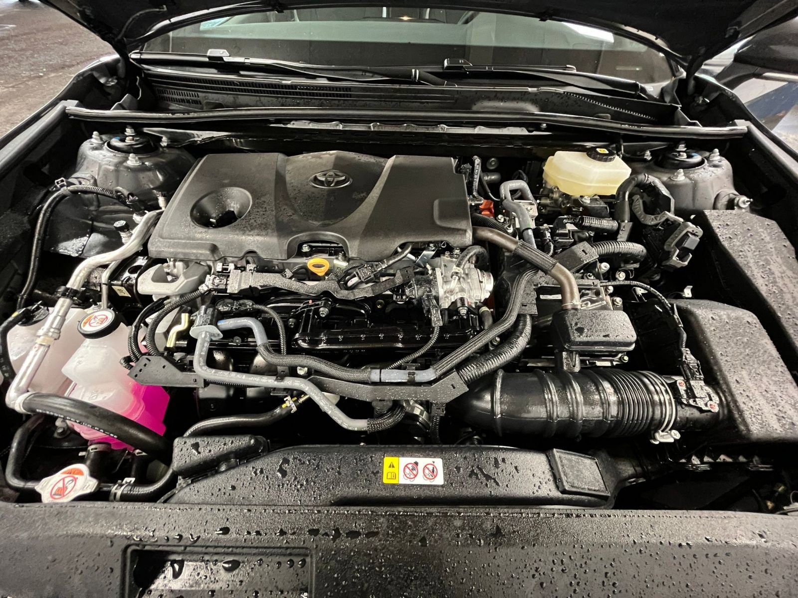 Thumbnail: 2025 Toyota Camry - 32