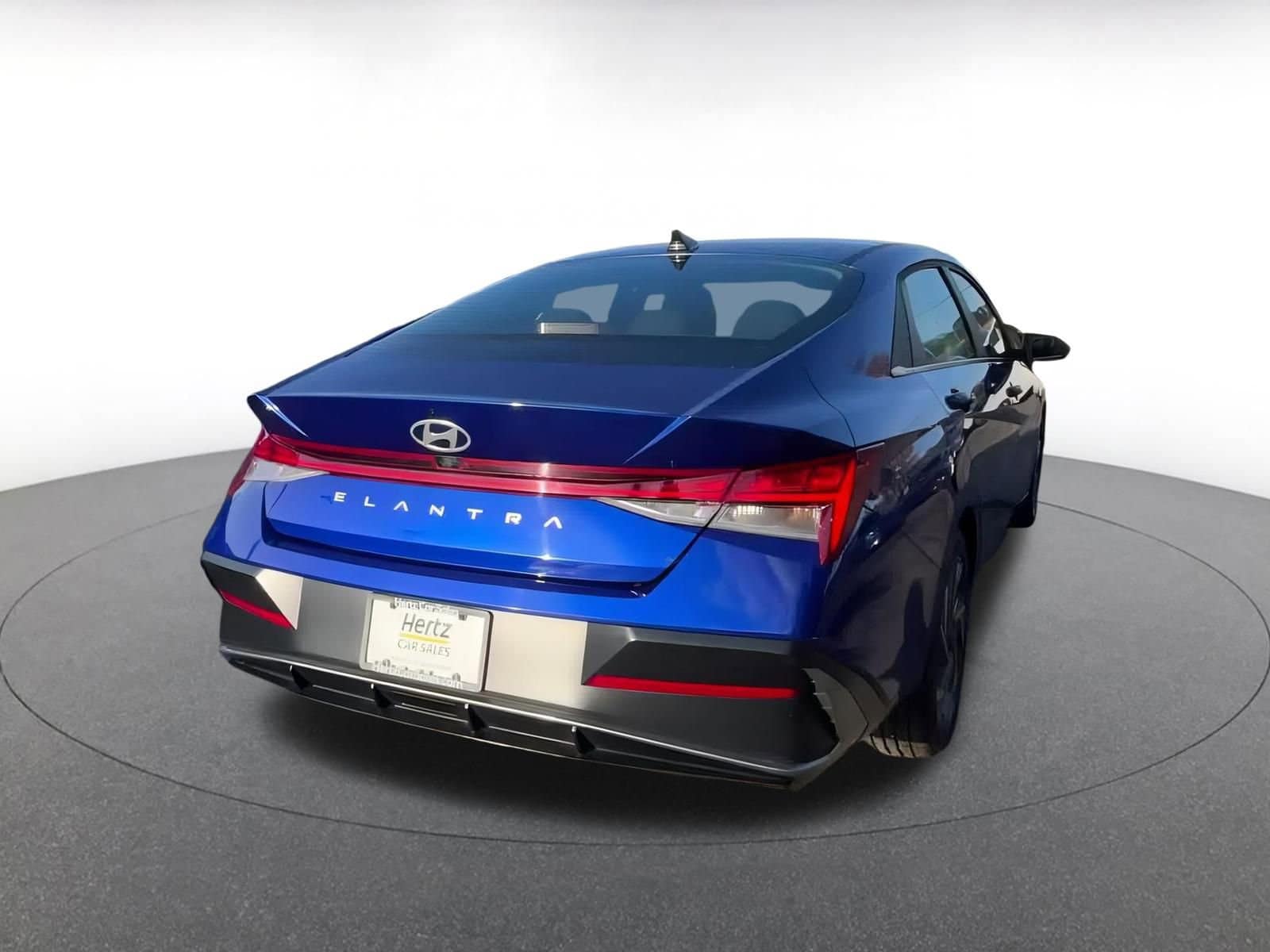 Thumbnail: 2025 Hyundai Elantra - 15