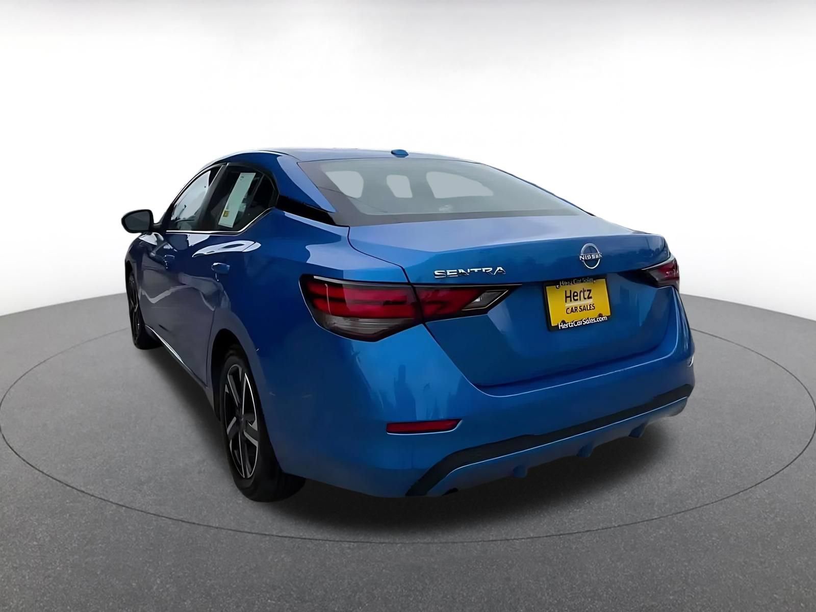 Thumbnail: 2025 Nissan Sentra - 9