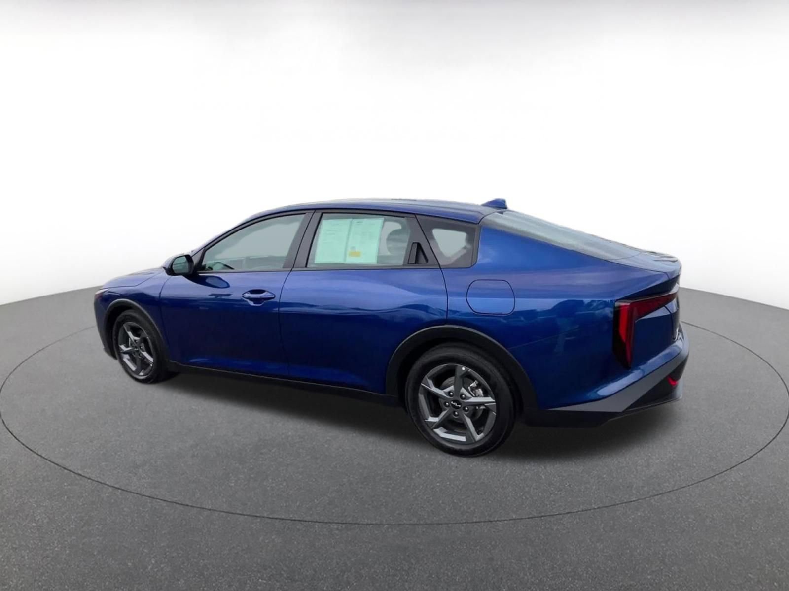 Thumbnail: 2025 Kia K4 - 10