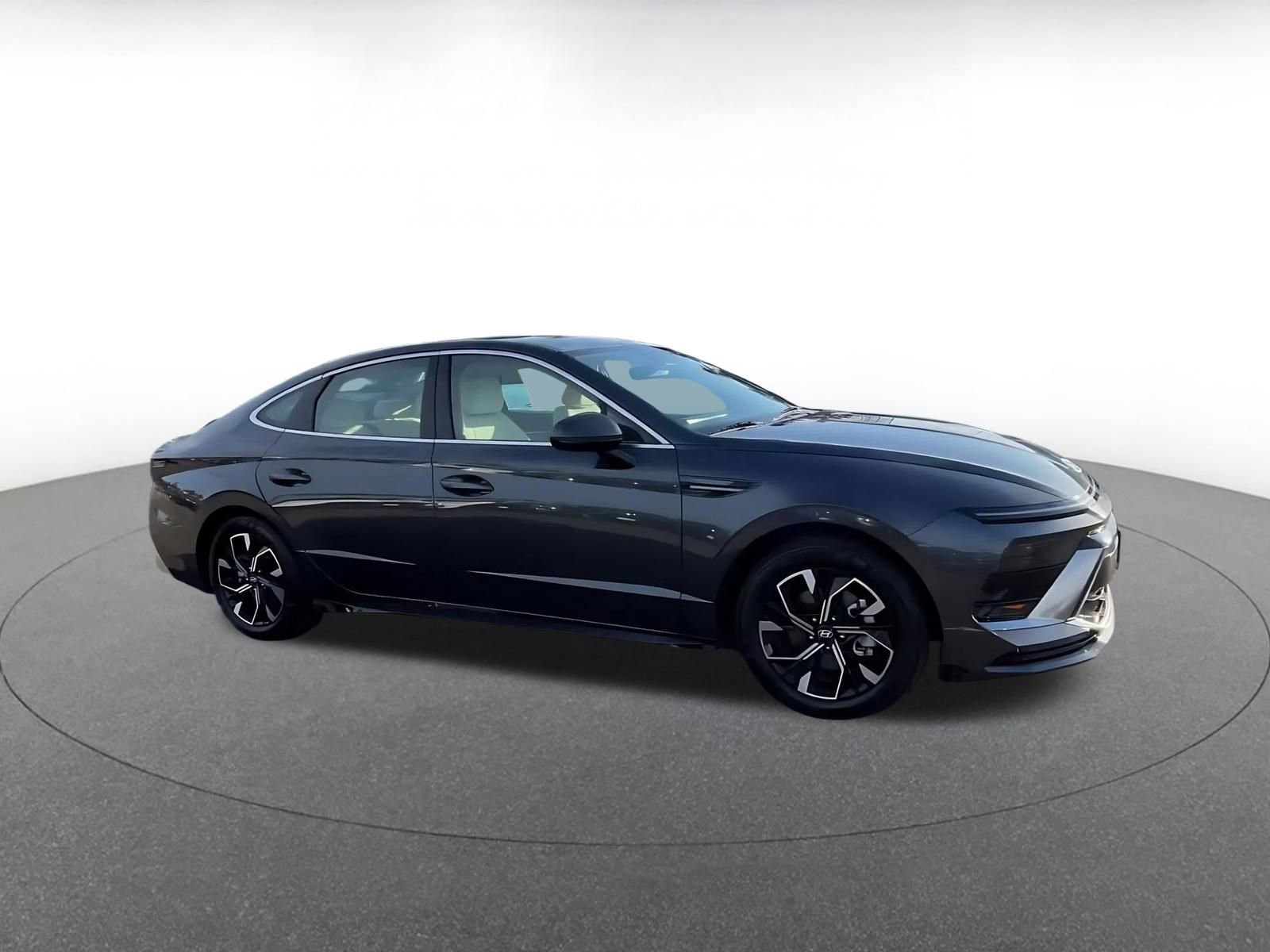 Thumbnail: 2025 Hyundai Sonata - 2