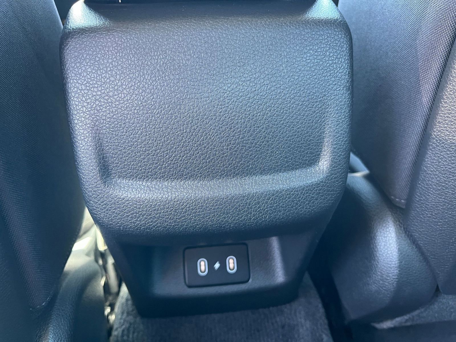 Thumbnail: 2025 Kia K5 - 23