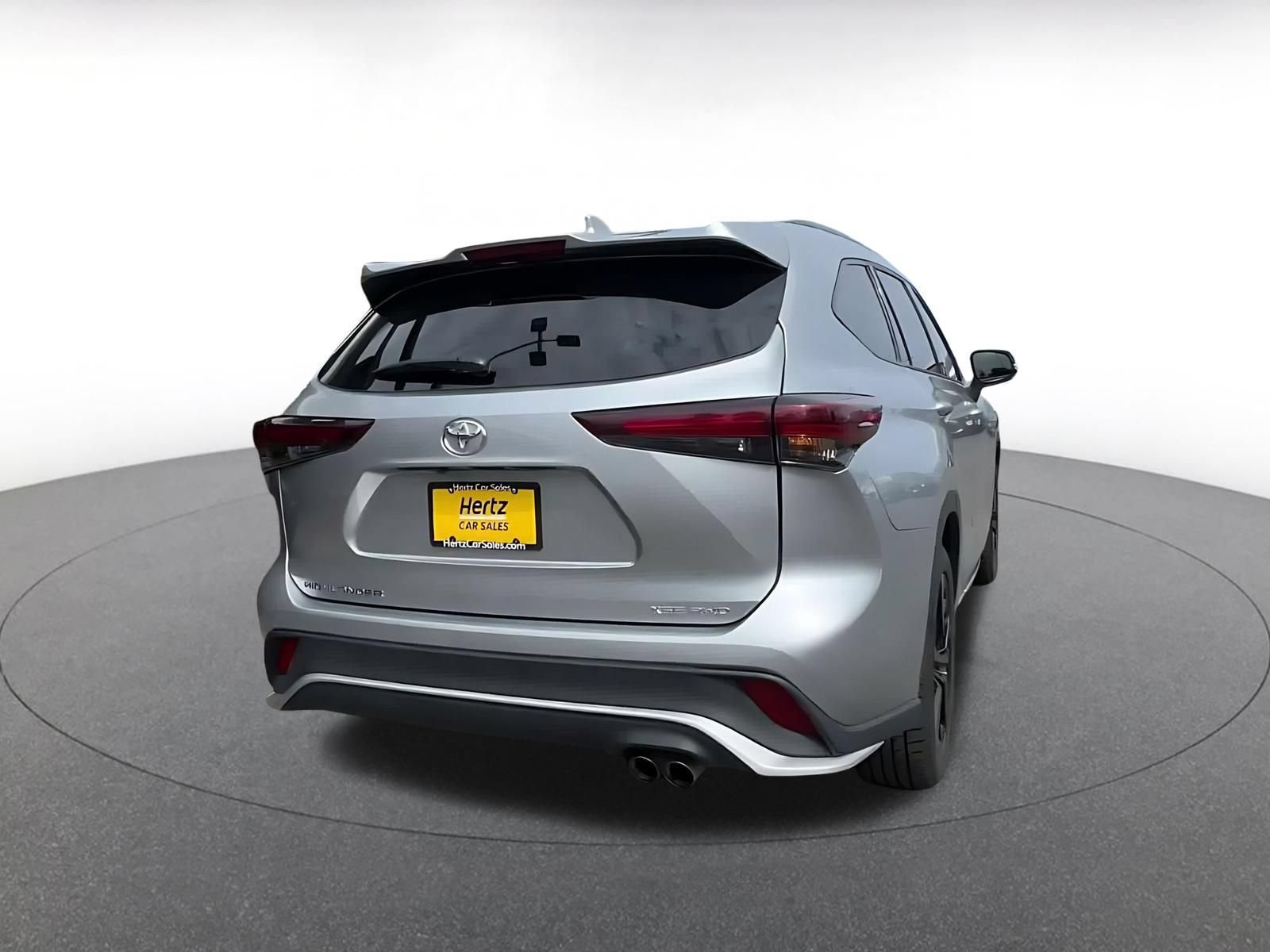 Thumbnail: 2025 Toyota Highlander - 15