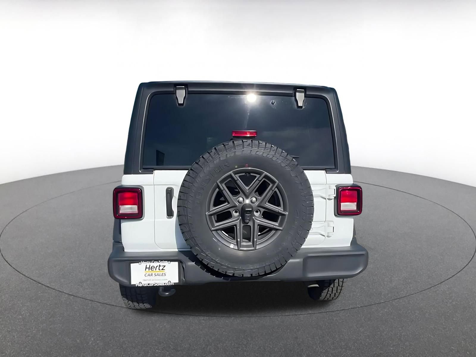 Thumbnail: 2025 Jeep Wrangler - 9