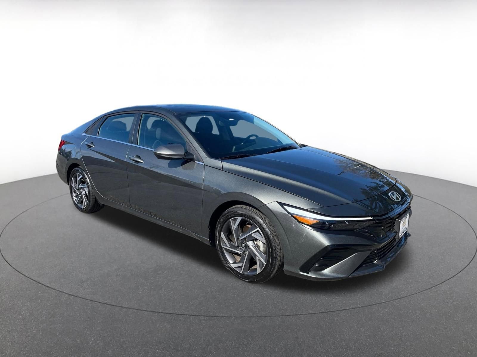 Thumbnail: 2025 Hyundai Elantra - 1