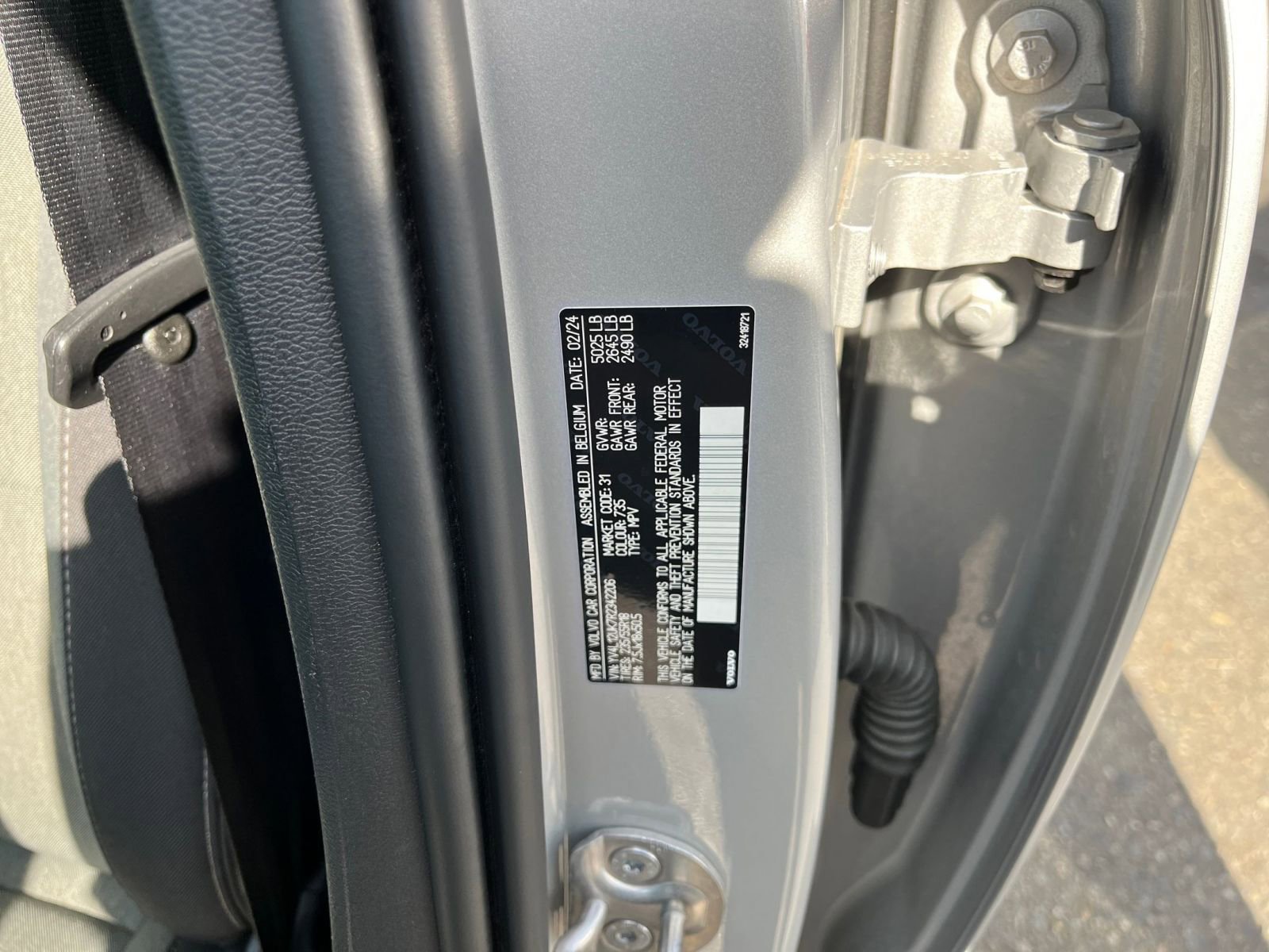 Thumbnail: 2024 Volvo XC40 - 29