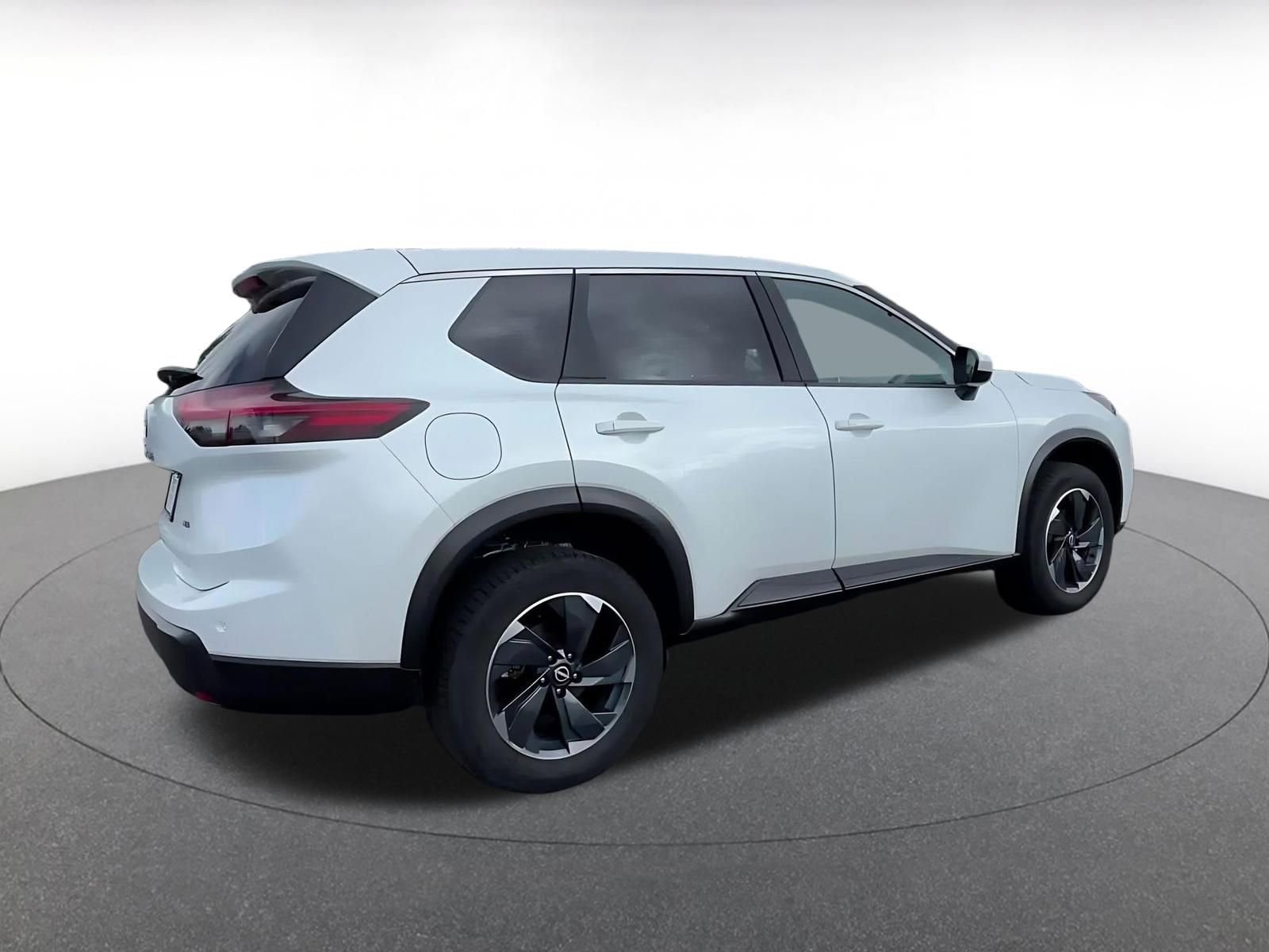 Thumbnail: 2025 Nissan Rogue - 15