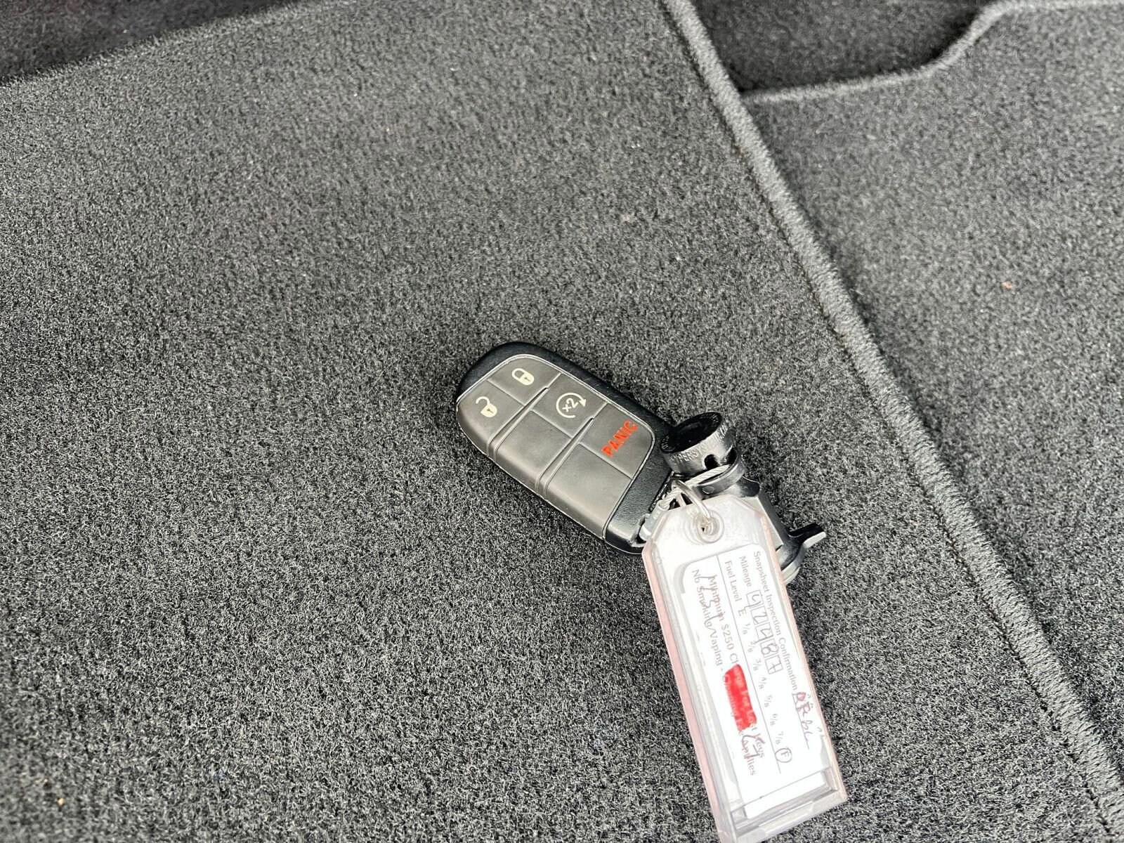 Thumbnail: 2025 Jeep Compass - 25