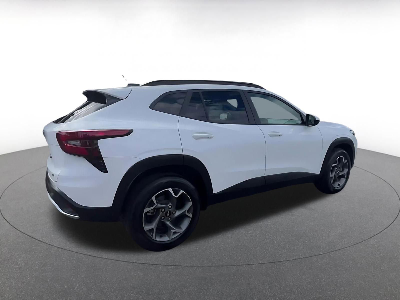 Thumbnail: 2025 Chevrolet Trax - 14