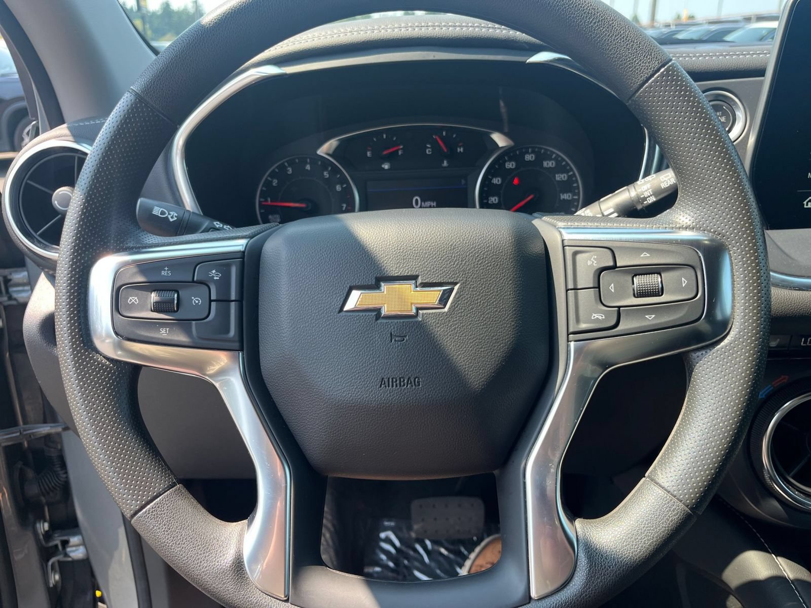 Thumbnail: 2025 Chevrolet Blazer - 28