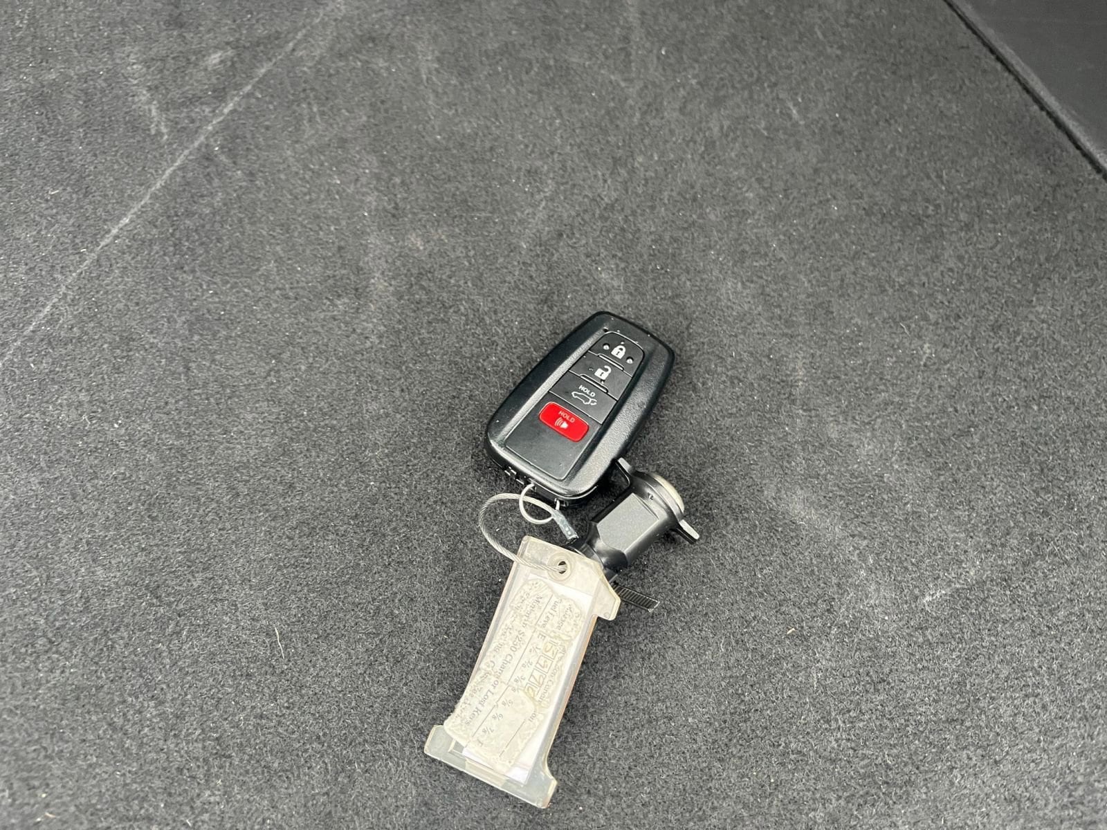 Thumbnail: 2025 Toyota RAV4 - 21