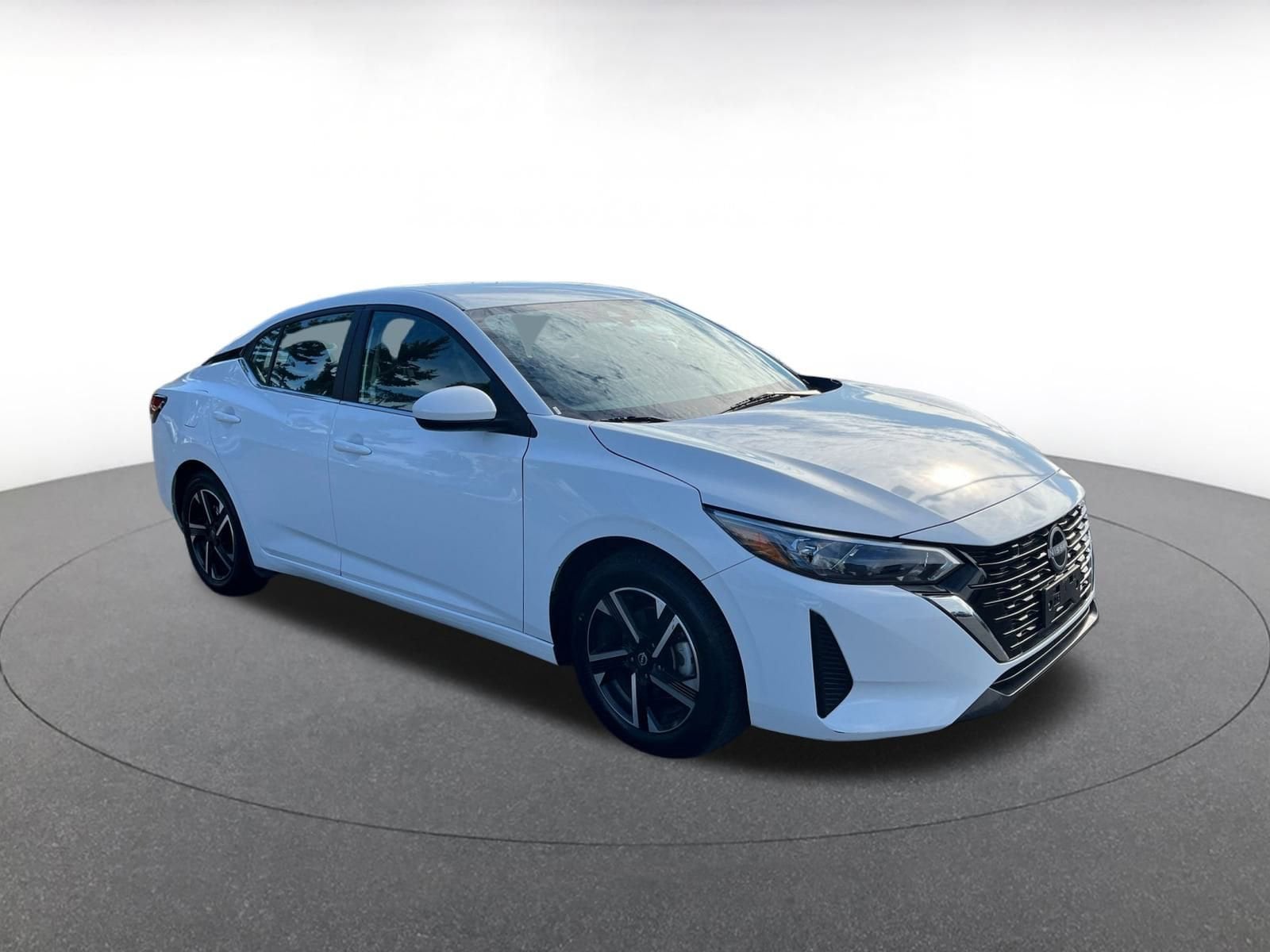 Thumbnail: 2024 Nissan Sentra - 1