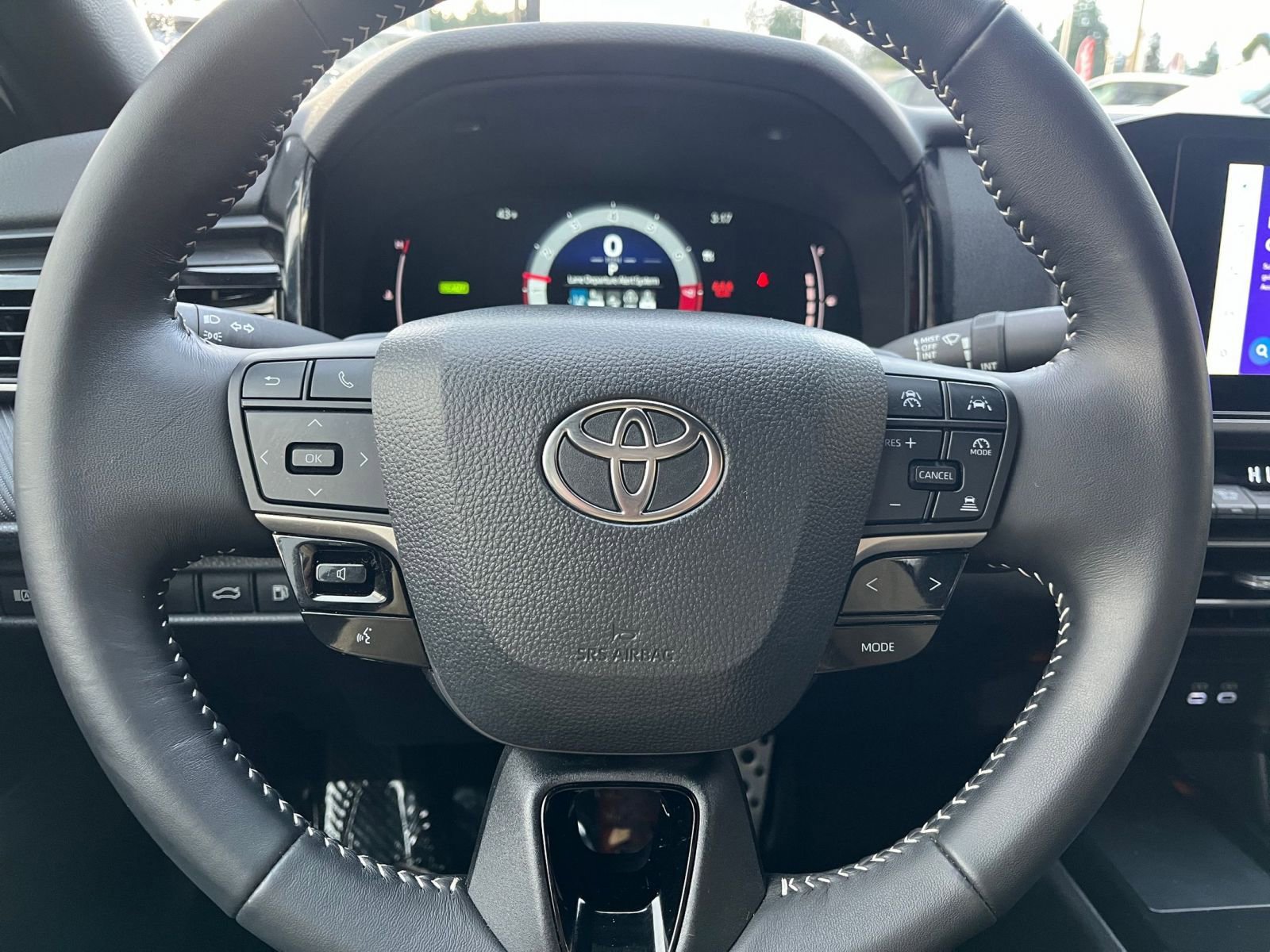 Thumbnail: 2025 Toyota Camry - 28