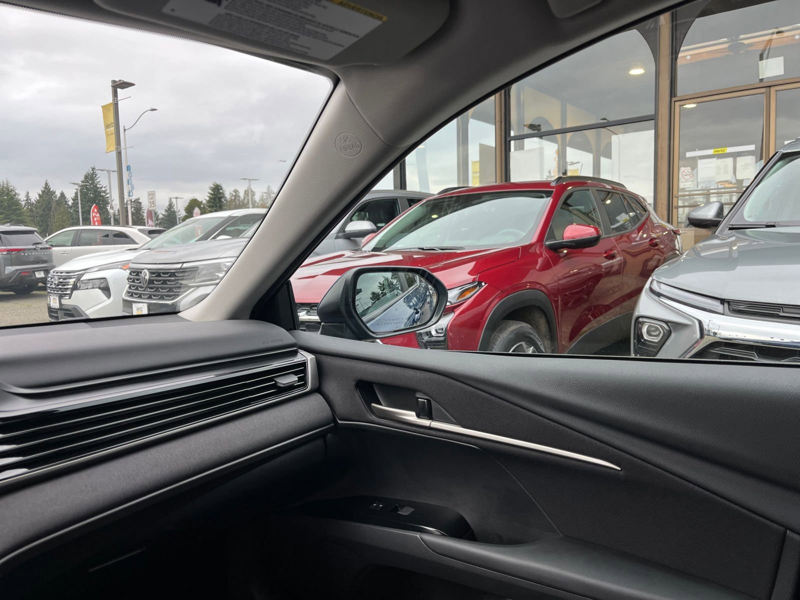 Thumbnail: 2025 Toyota Camry - 35