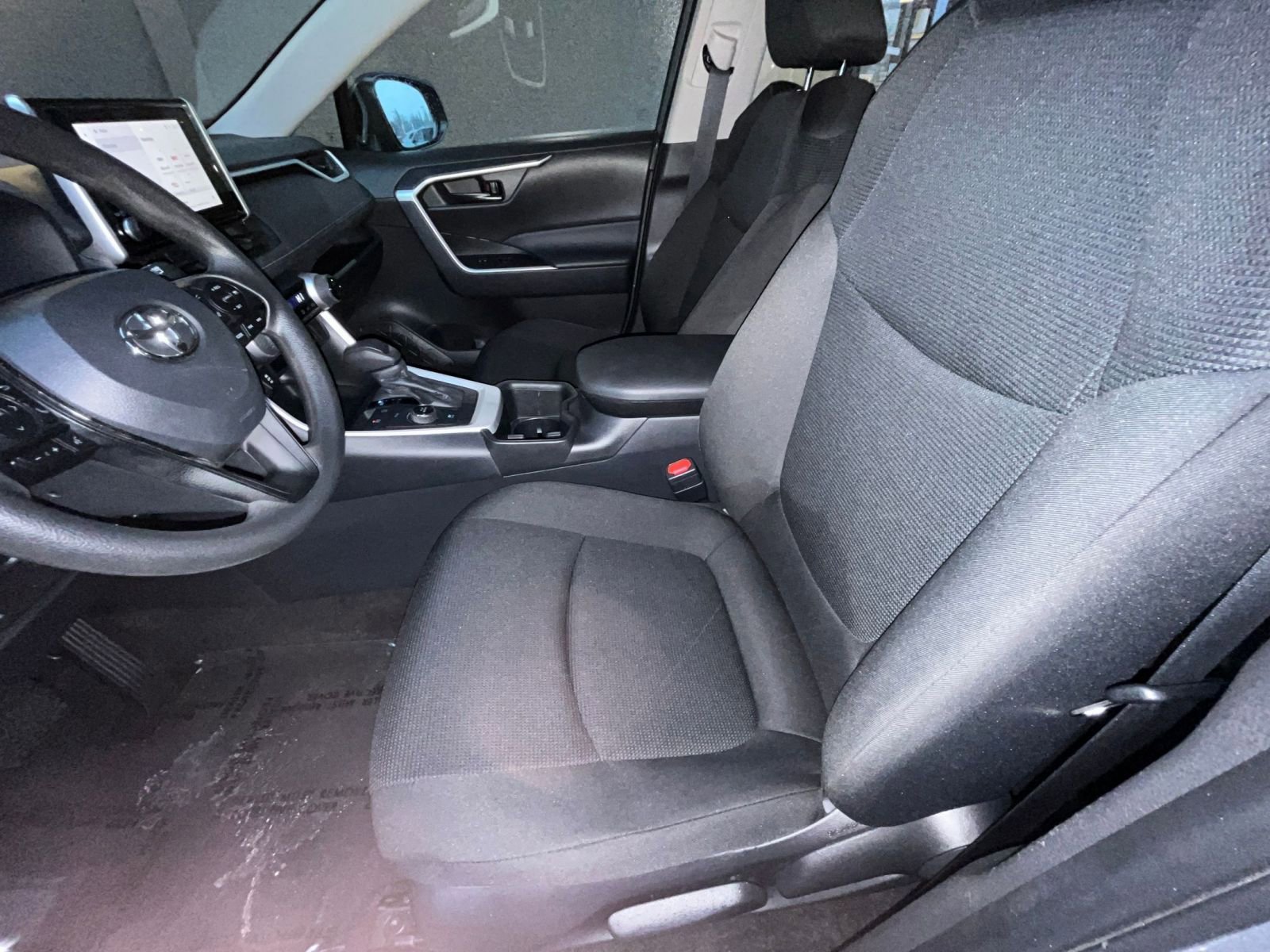 Thumbnail: 2025 Toyota RAV4 - 27