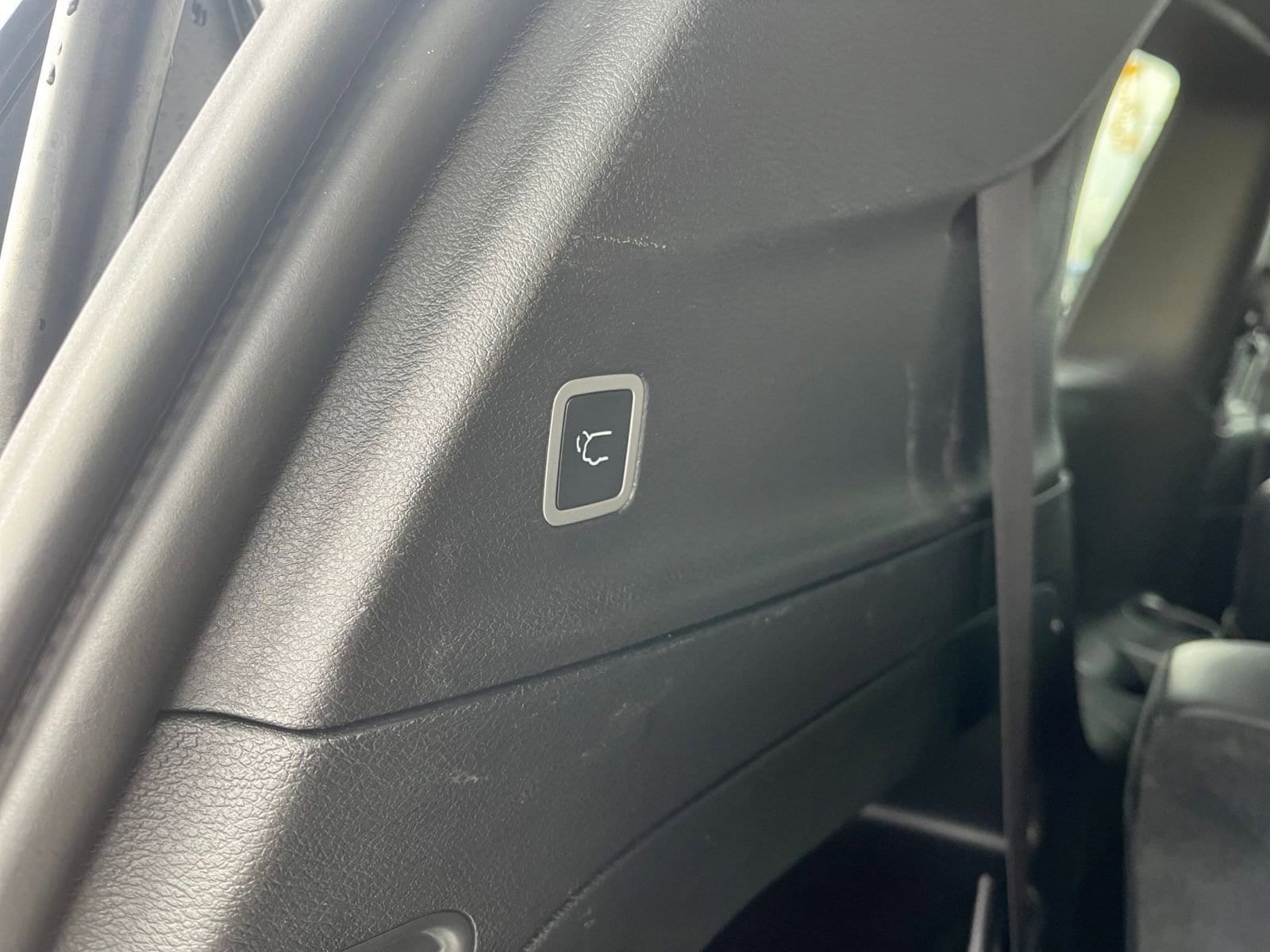 Thumbnail: 2025 Chrysler Pacifica - 23