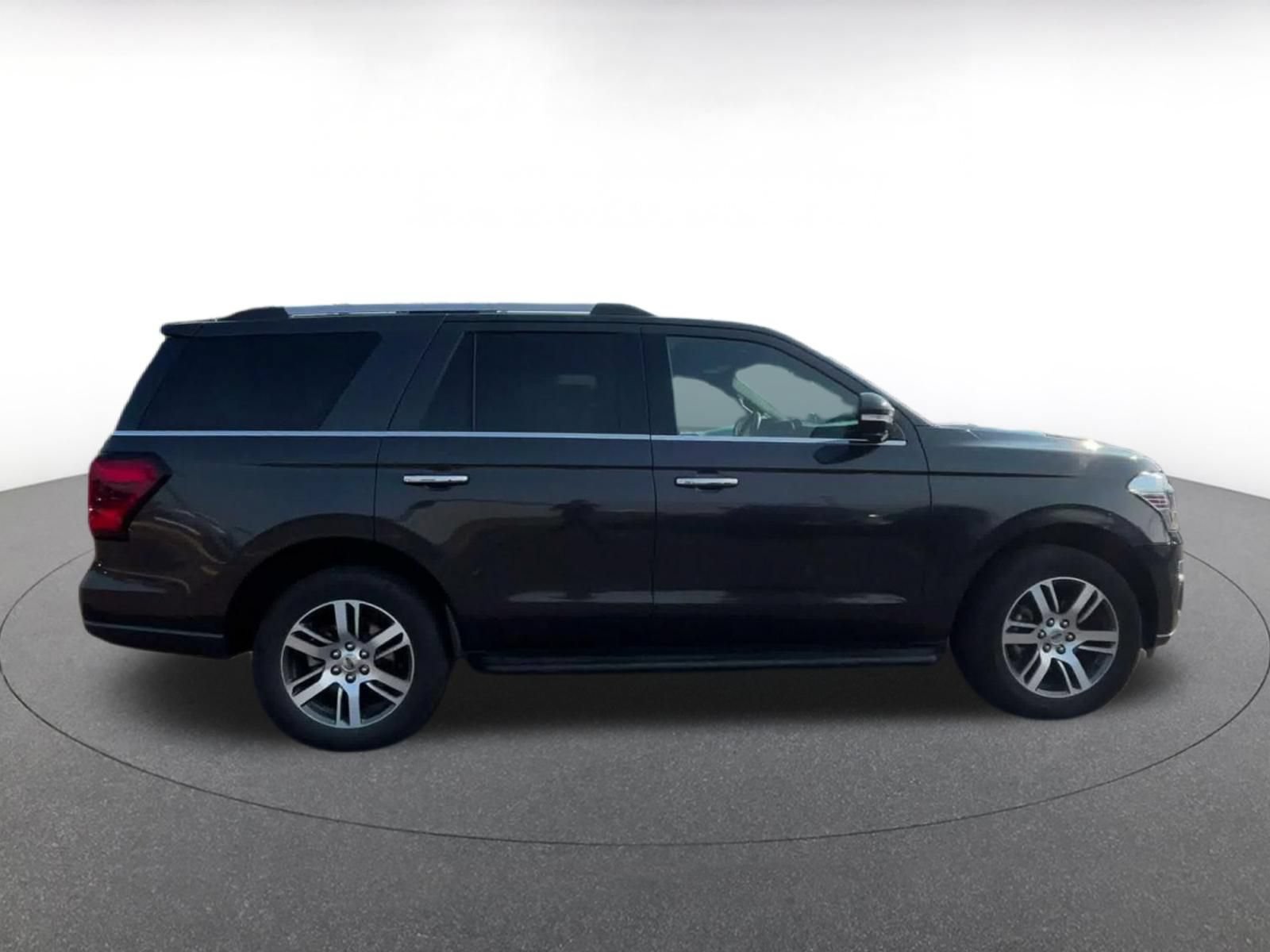 Thumbnail: 2024 Ford Expedition - 15