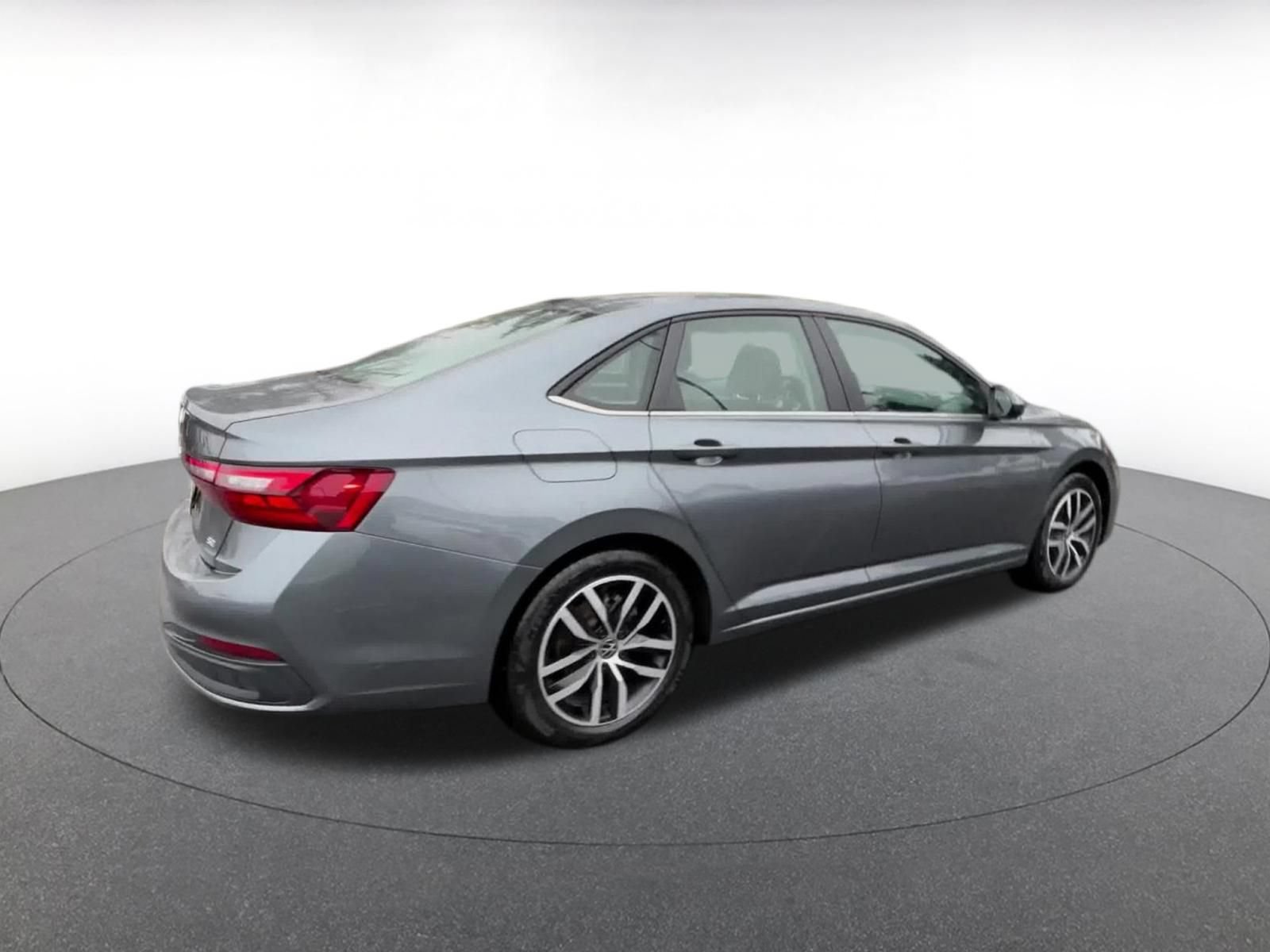 Thumbnail: 2025 Volkswagen Jetta - 15