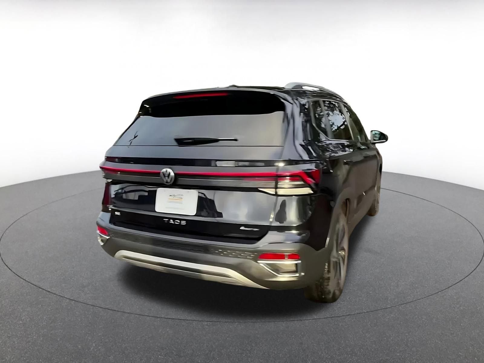 Thumbnail: 2025 Volkswagen Taos - 15