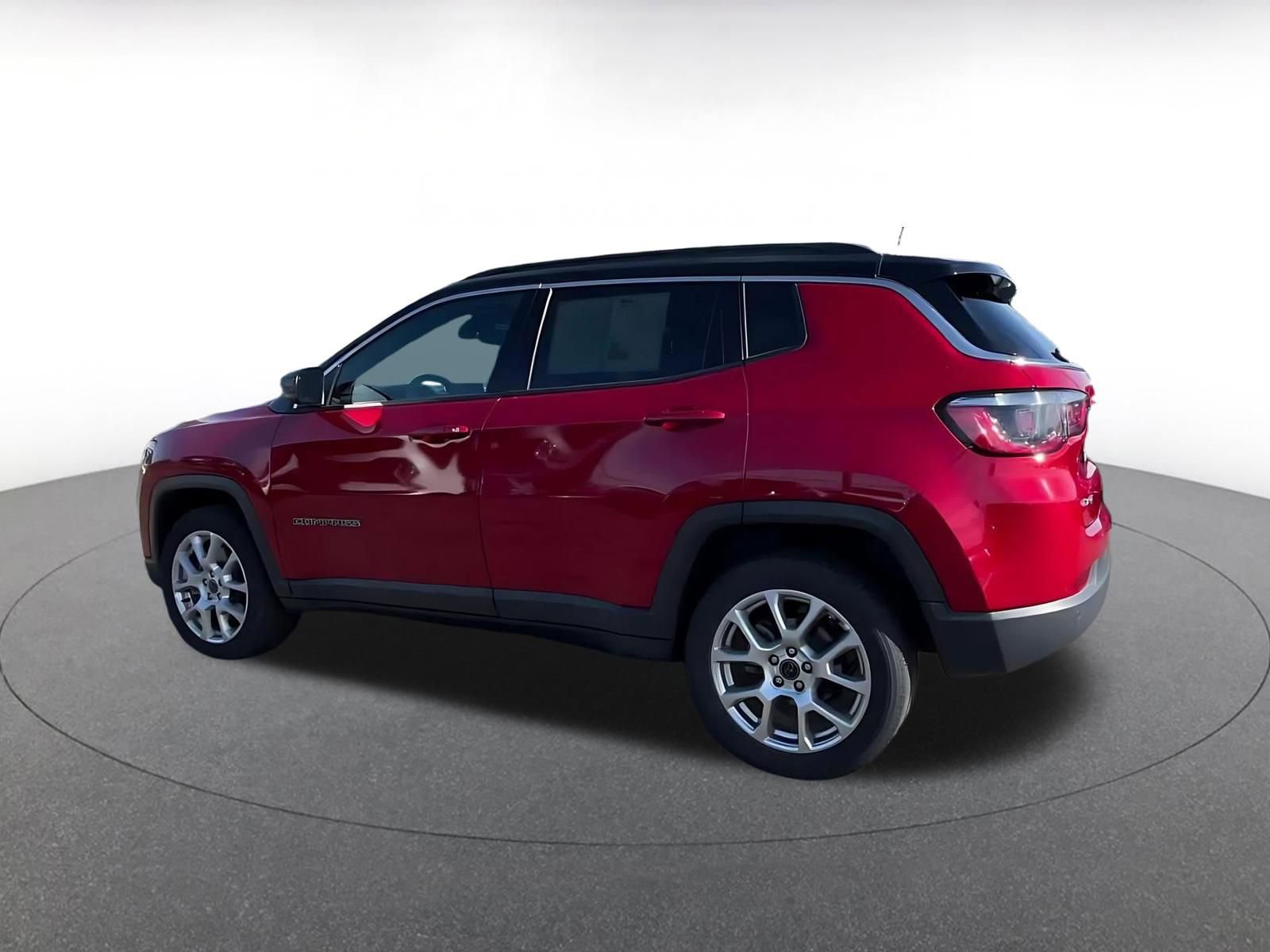 Thumbnail: 2025 Jeep Compass - 9
