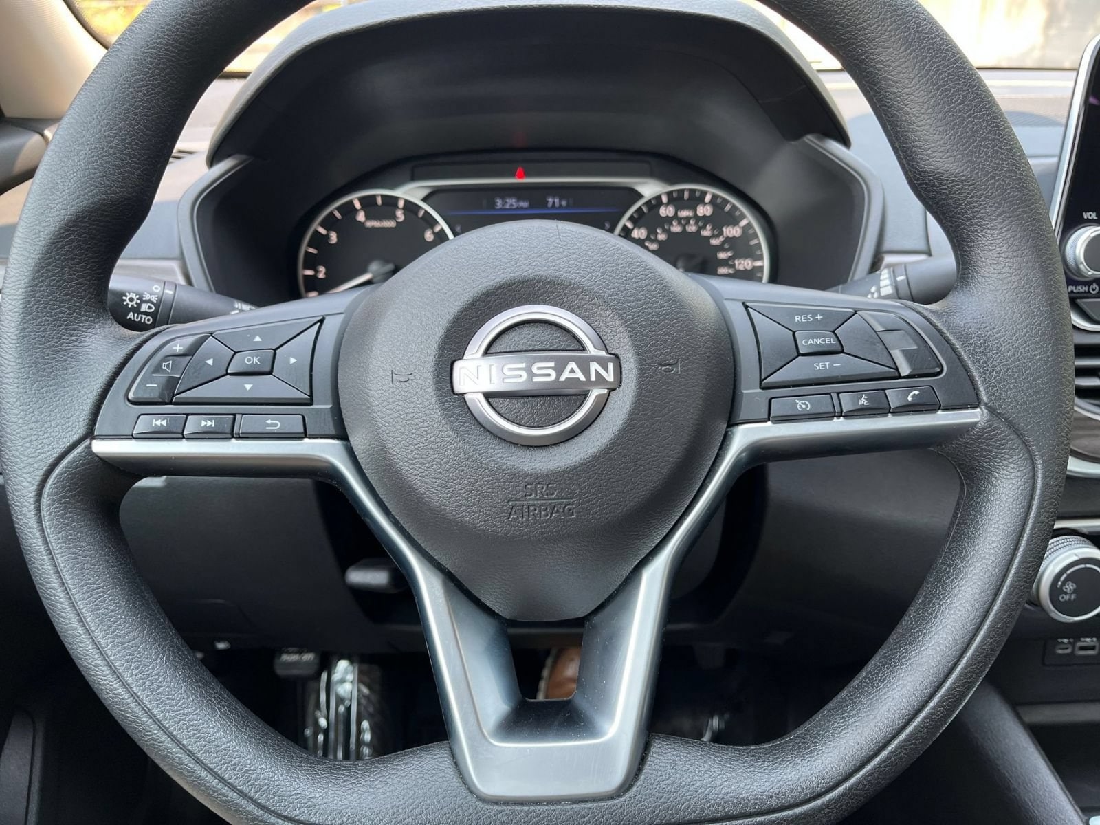 Thumbnail: 2025 Nissan Altima - 29