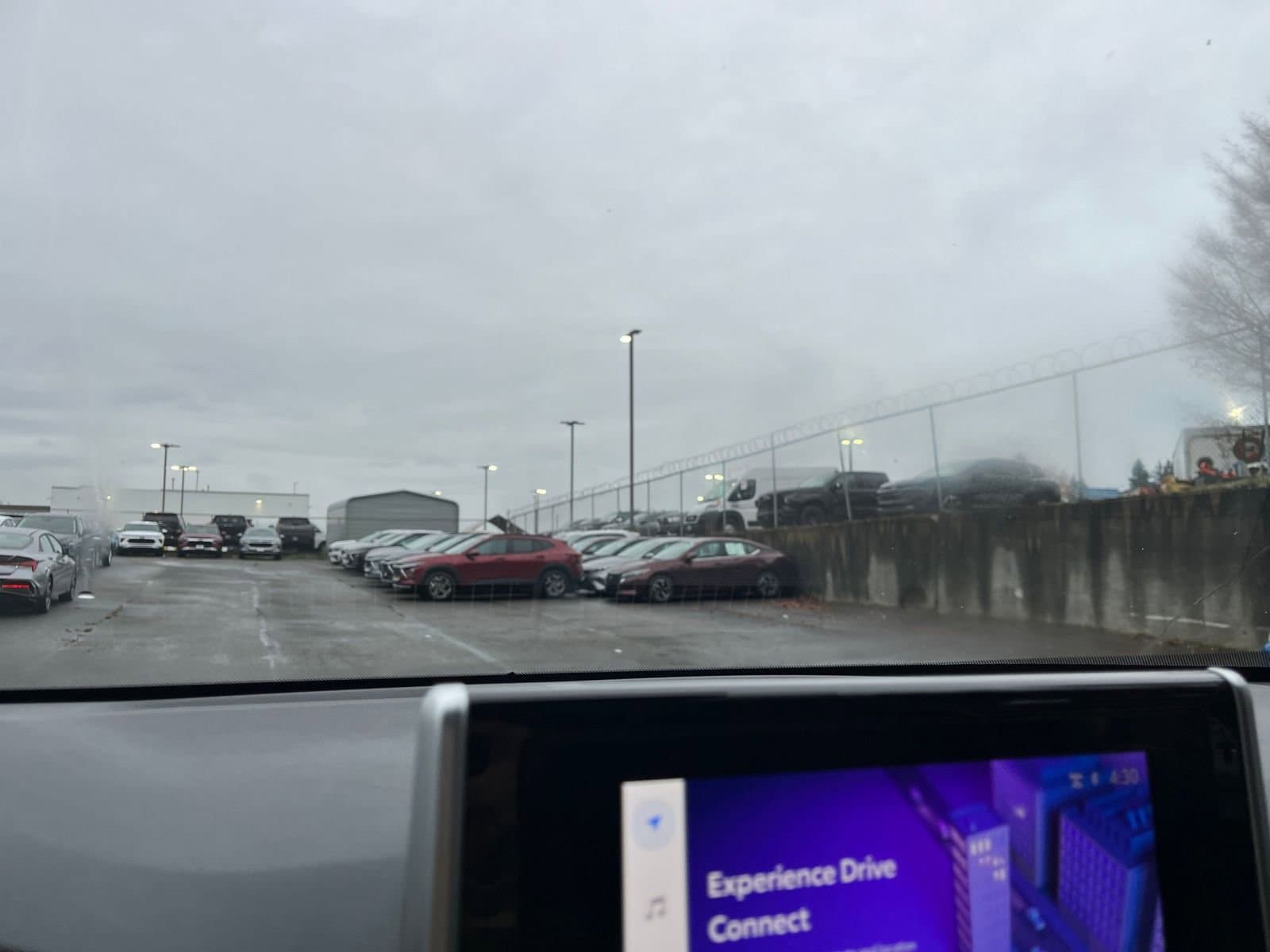 Thumbnail: 2025 Toyota RAV4 - 18