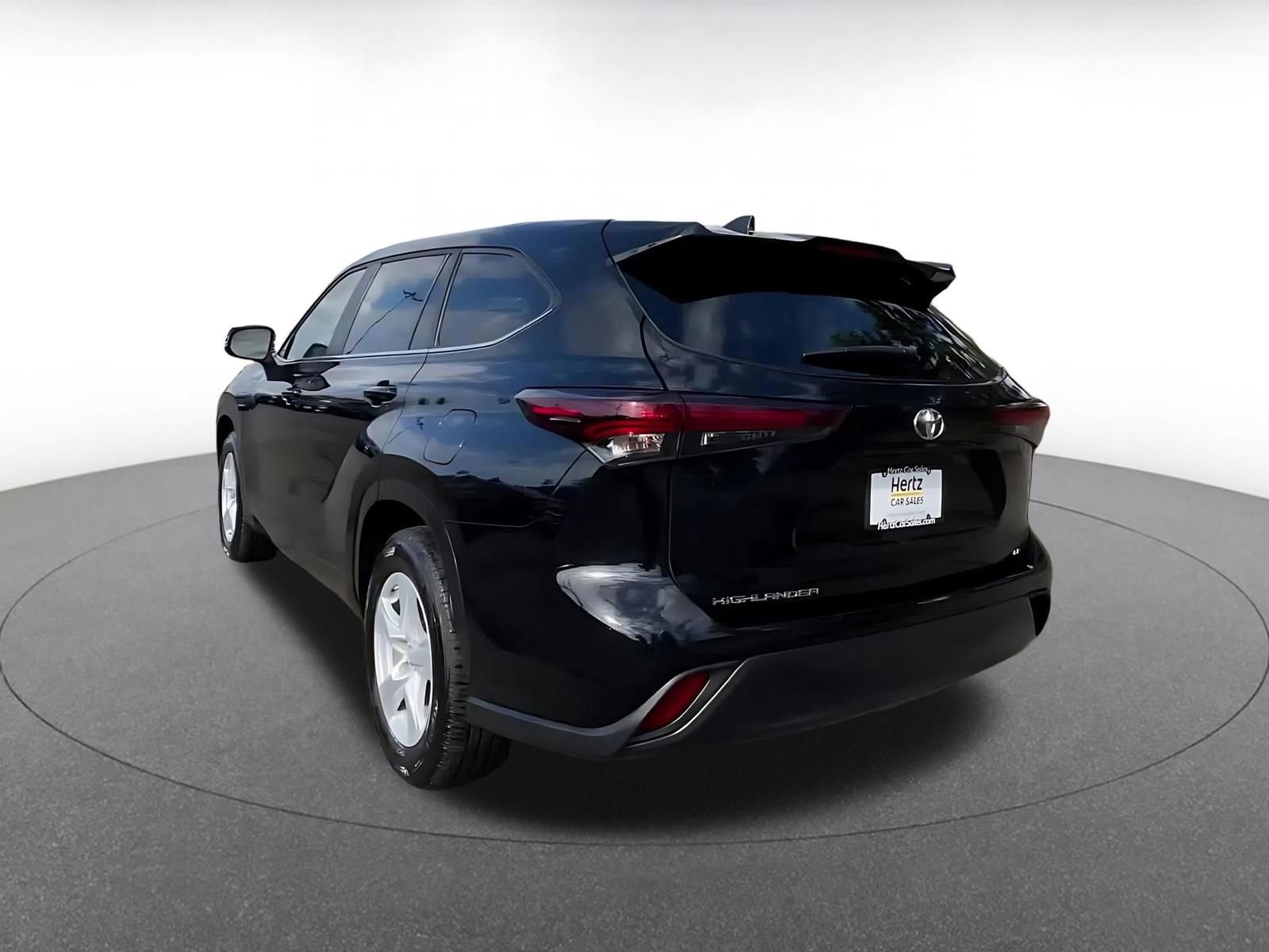 Thumbnail: 2025 Toyota Highlander - 11