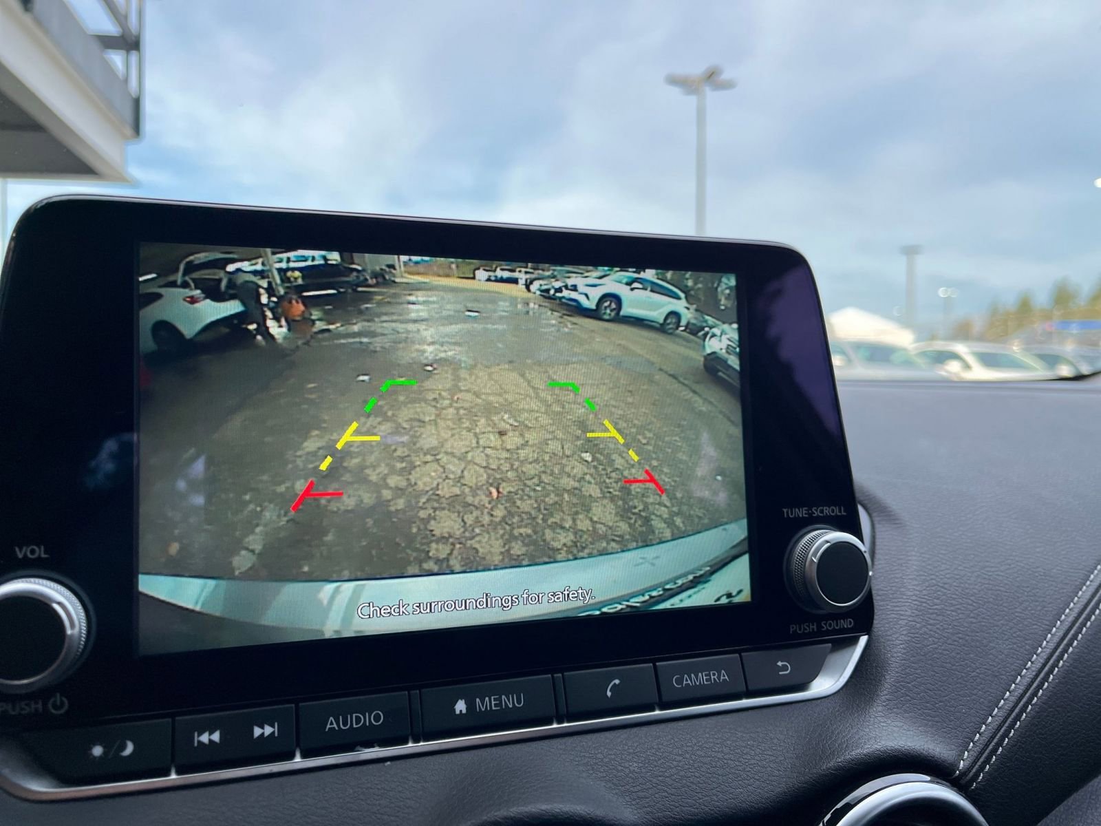 Thumbnail: 2025 Nissan Sentra - 24