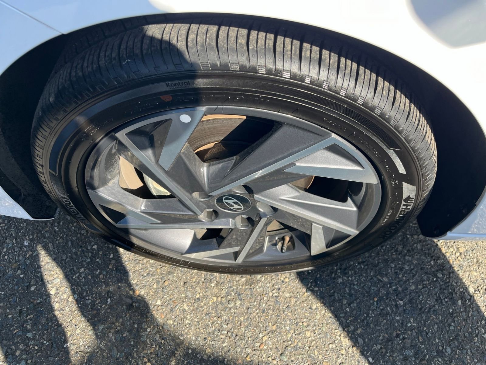 Thumbnail: 2025 Hyundai Elantra - 30