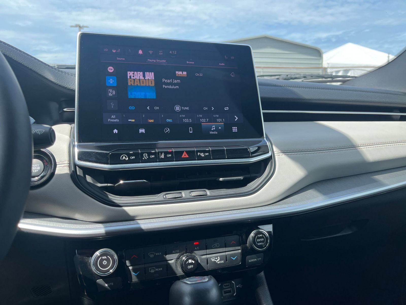 Thumbnail: 2025 Jeep Compass - 20