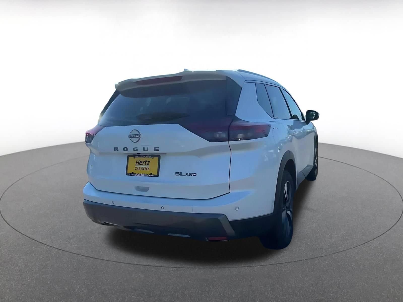 Thumbnail: 2026 Nissan Rogue - 12
