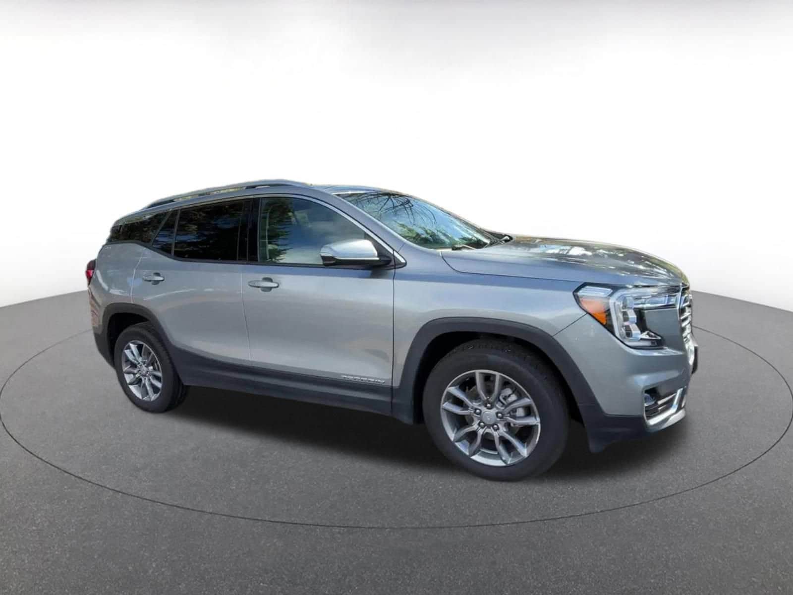 Thumbnail: 2024 GMC Terrain - 2