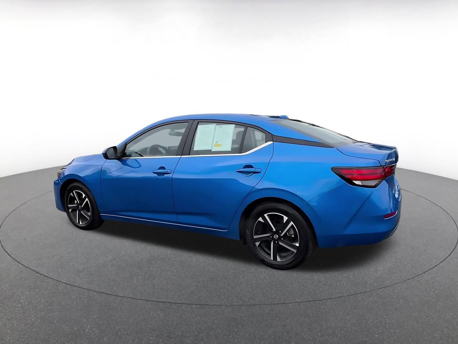 Thumbnail: 2025 Nissan Sentra - 10